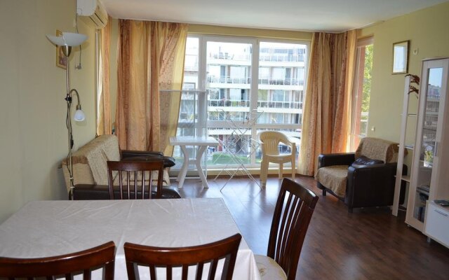 Apartments in Sunny Island Complex