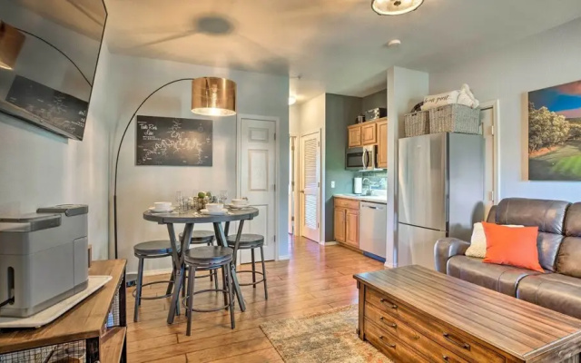Branson Condo w/ Balcony on Ledgestone Golf Course
