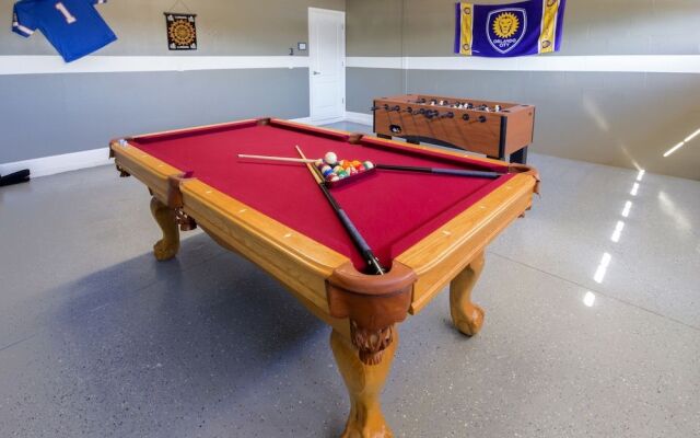 Jr Champions by VillaDirect