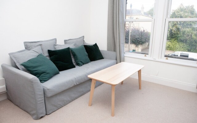 1 Bedroom Apartment in Bath