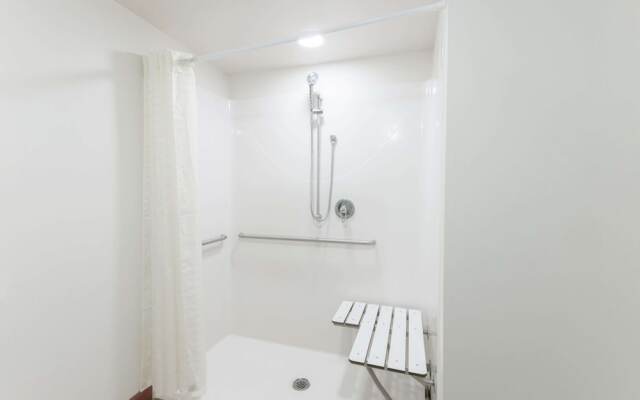 Super 8 By Wyndham Beaver Falls