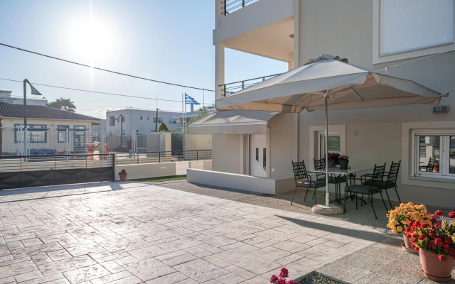 Effie's Two Bedroom Apartment