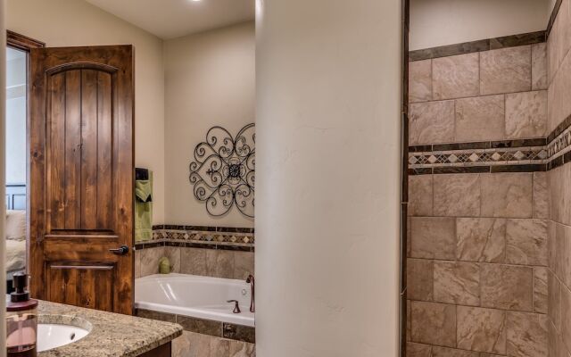Pebble Beach 3 Bedroom Apts