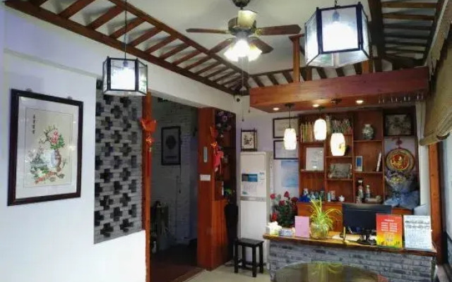 Xiaoqiao Renjia Inn