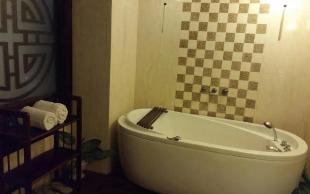 Long Life Riverside Hotel & Spa