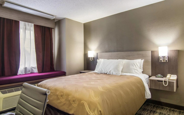 Quality Inn & Suites Grove City - Outlet Mall