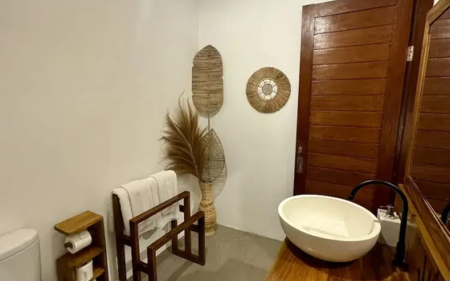 Lovely 2 Bedroom Villa Next to Munggu Beach!