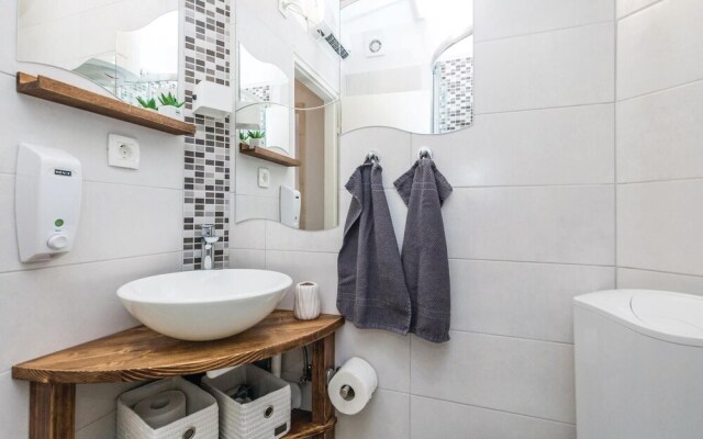 Awesome Apartment in Rijeka With