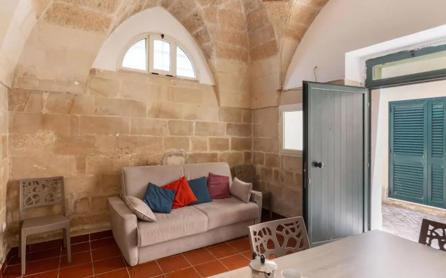 3936 Corte dei Falconi by Barbarhouse