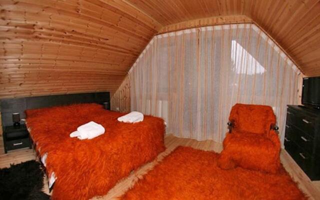 Pensiunea Poiana Uliului