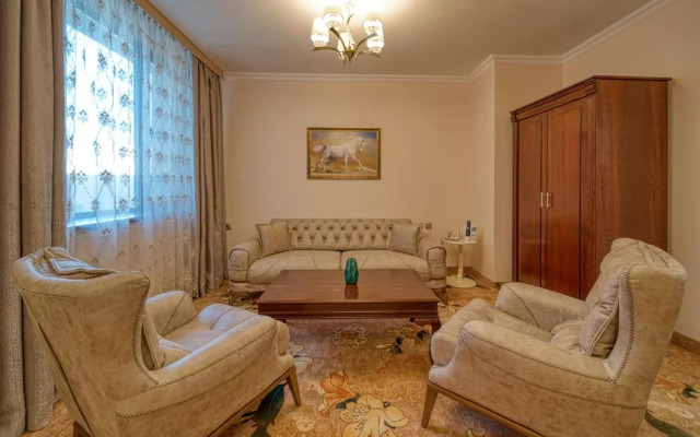 Residence Konstantina Palace