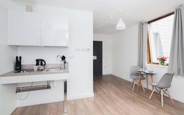 Modern Studio Apartment In The Heart Of Liverpool!