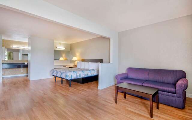 Motel 6 Springfield, OH