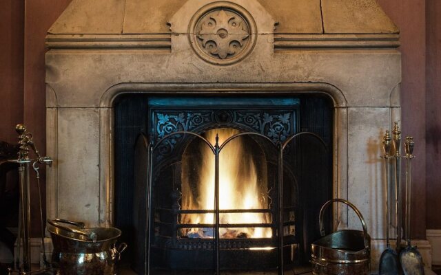 Bredbury Hall Hotel
