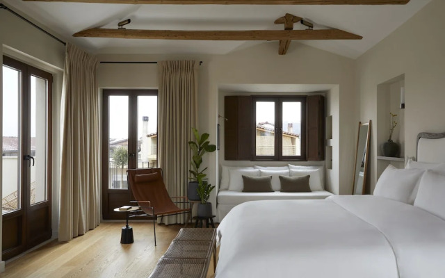 The Storyteller Boutique House