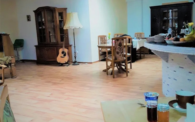 Pension, Seminarräume & Käsemanufaktur im Leezener Hof