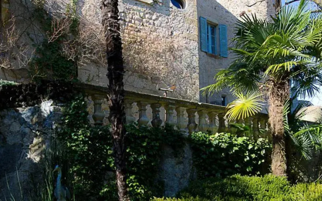 Bed and breakfast Le Château d'Uzer