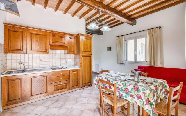 Grano Apt With Pool Near Volterra
