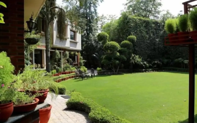 The Estate Villa