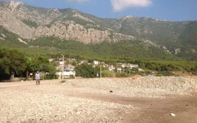 Öz Likya Pension