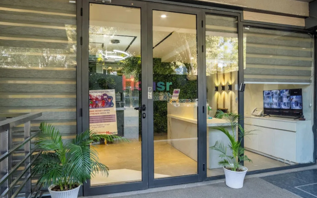 Housr Sector 42 Gurgaon Golf Course Road