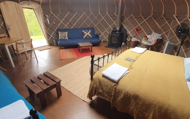 Stunning Premium Yurt in Kelburn Estate Near Largs