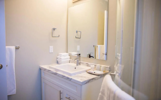 Downtown Whitehorse Deluxe 2 Bedroom Condo