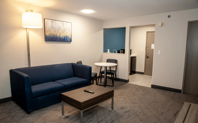 Holiday Inn Express Airport - Tucson by IHG