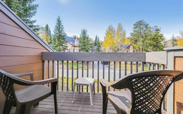 Winterpoint 20 2 Bedroom Townhouse by RedAwning