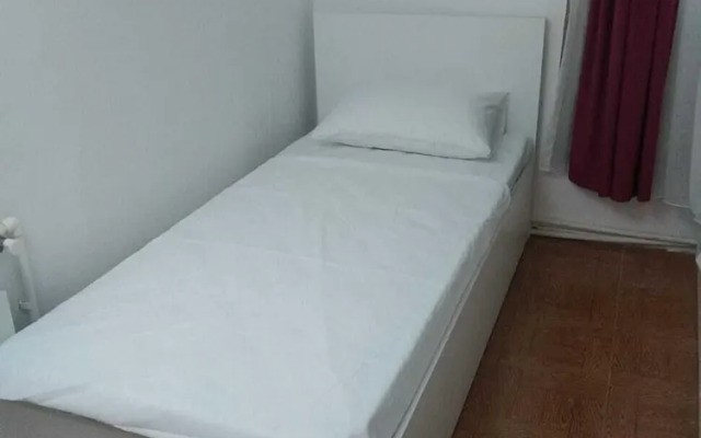 Hostel Old Town Guest