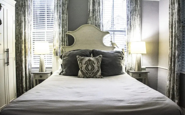 Suites on Cannon