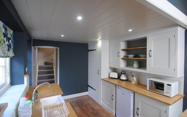 Courtyard Cottages Lymington