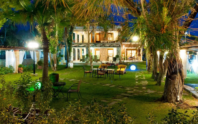 W Villas Halkidiki