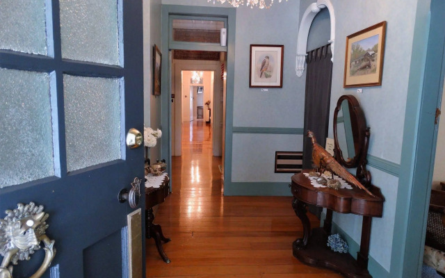 Oak Lane Lodge