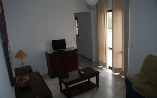 Hotel Playamaro