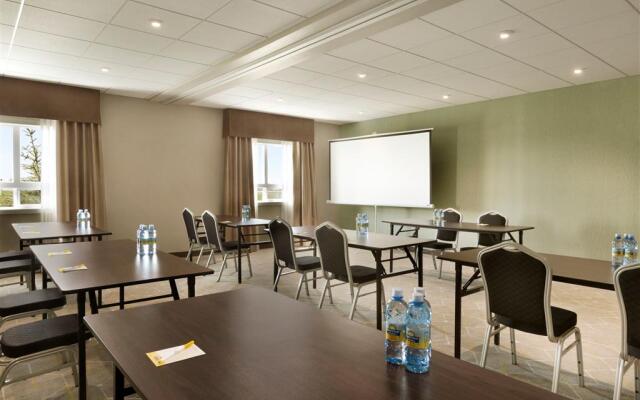 Fairfield Inn & Suites by Marriott Airdrie