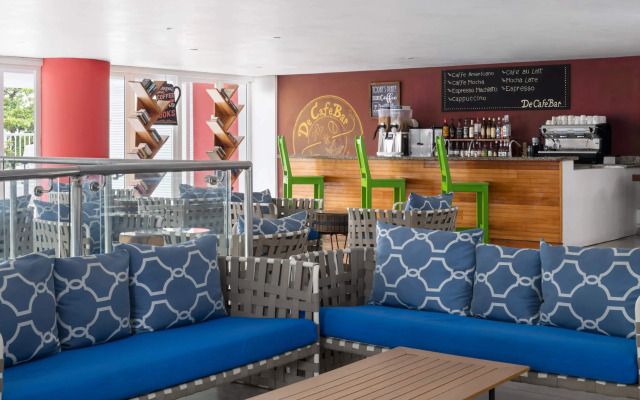 Grand Decameron Cornwall Beach, A Trademark All-Inclusive Resort