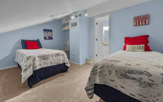 Crystal Sands West 308a by Destin Getaways