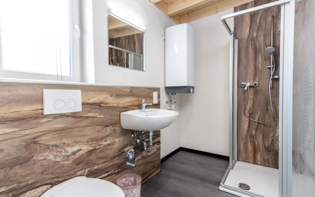 Bungalow Near Kronenburger See With Sauna