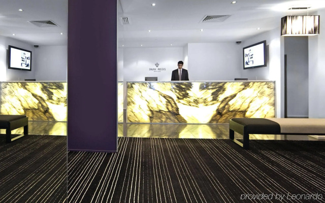 Park Regis Griffin Suites