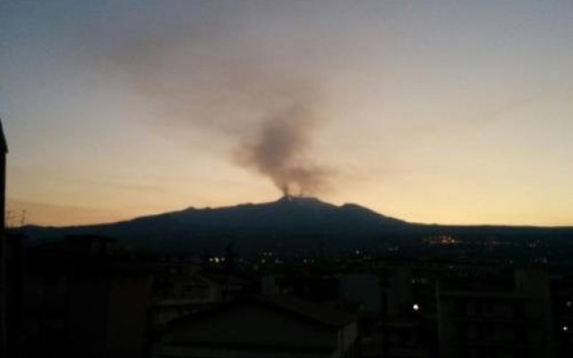 Attico Con Panorama su Etna e Taormina