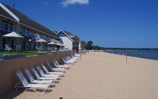 Pinestead Reef Resort