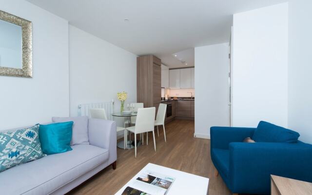 Stylish and Modern 1BR near the River Thames