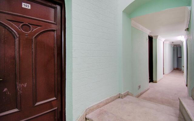 Dear Hotel by OYO Rooms