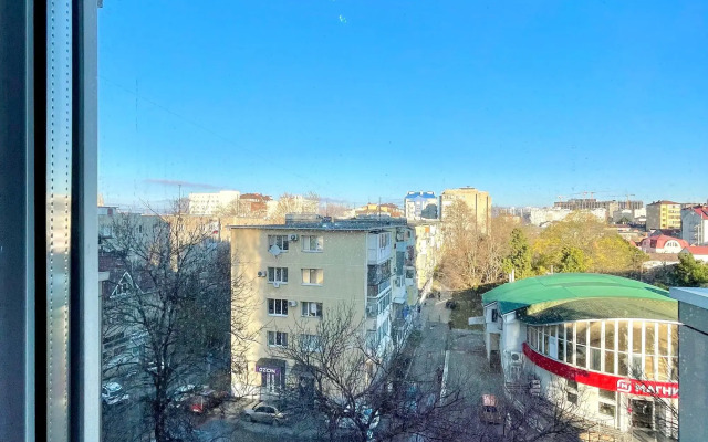 Apartments on Krasnozelenykh street 14