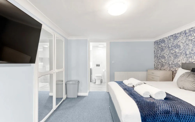 Town House Rooms