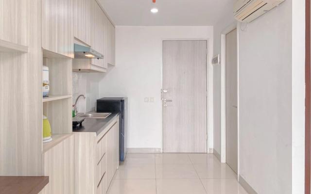 Modern Look Studio Apartment At Azalea Suites