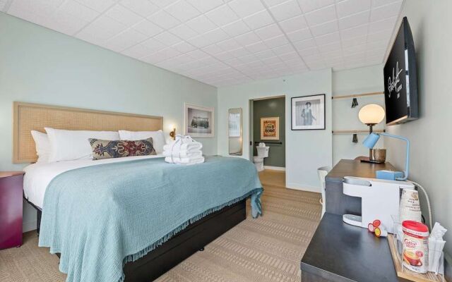 Starlight Motor Inn