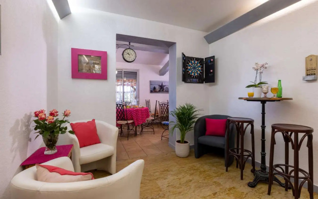 The Originals City, Hotel Azur, Fos sur Mer