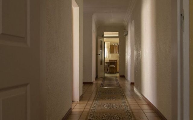 Motsolga Bed and Breakfast